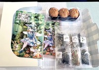 小説「マフィンと魔女と歌う樹のおはなし」ミニマフィン&ハーブティーセット